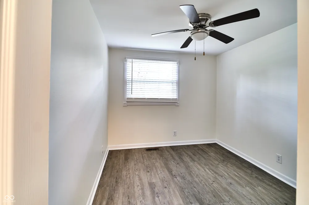 635 Lake View Drive Zionsville, IN 46077
