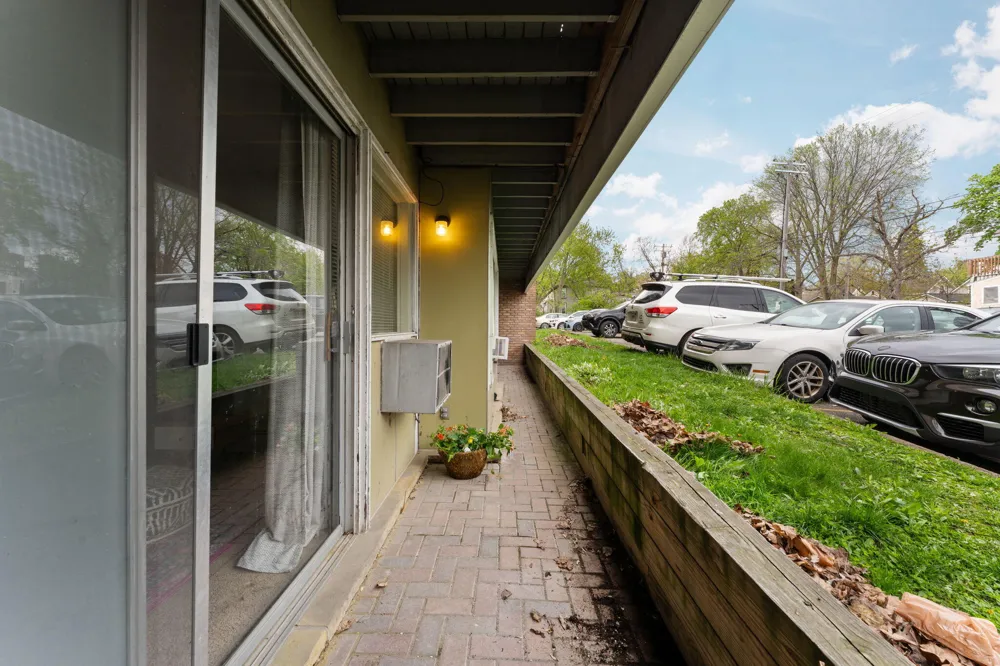 207 Ballard Street #106 Ypsilanti, MI 48197