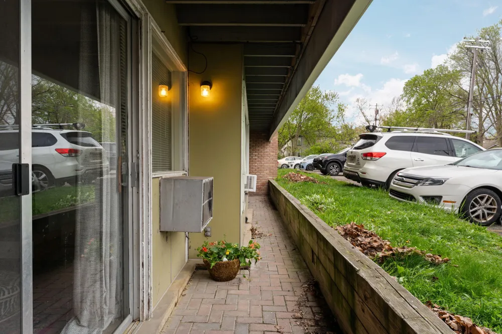 207 Ballard Street #106 Ypsilanti, MI 48197