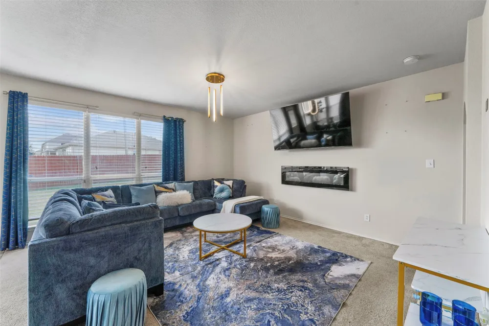 7420 Alverstone Drive Fort Worth, TX 76120