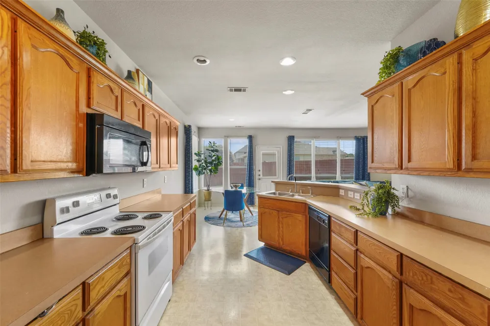 7420 Alverstone Drive Fort Worth, TX 76120