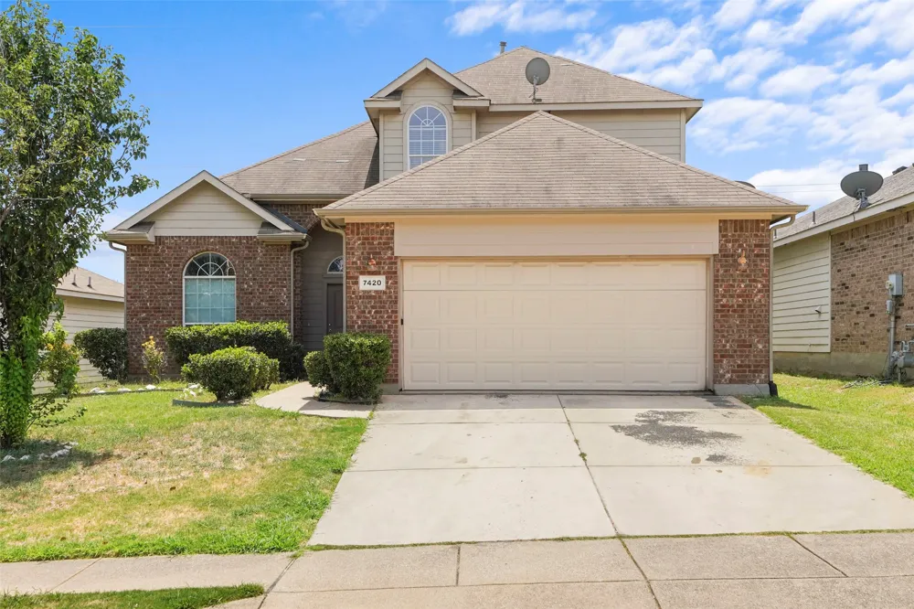 7420 Alverstone Drive Fort Worth, TX 76120