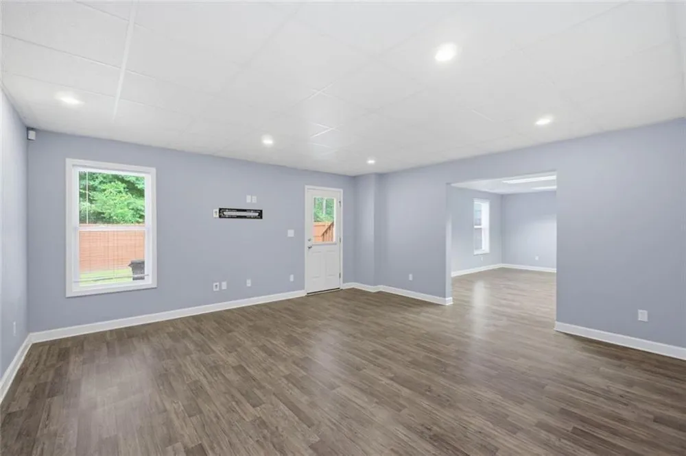 518 S Fortune Way Dallas, GA 30157