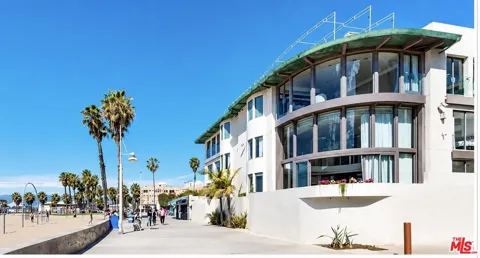 11 Marine Terrace