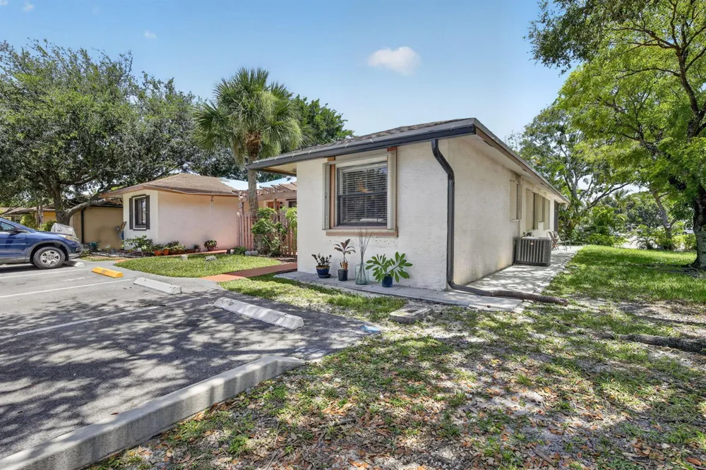 2950 NW 109TH TERRACE Sunrise, FL 33322