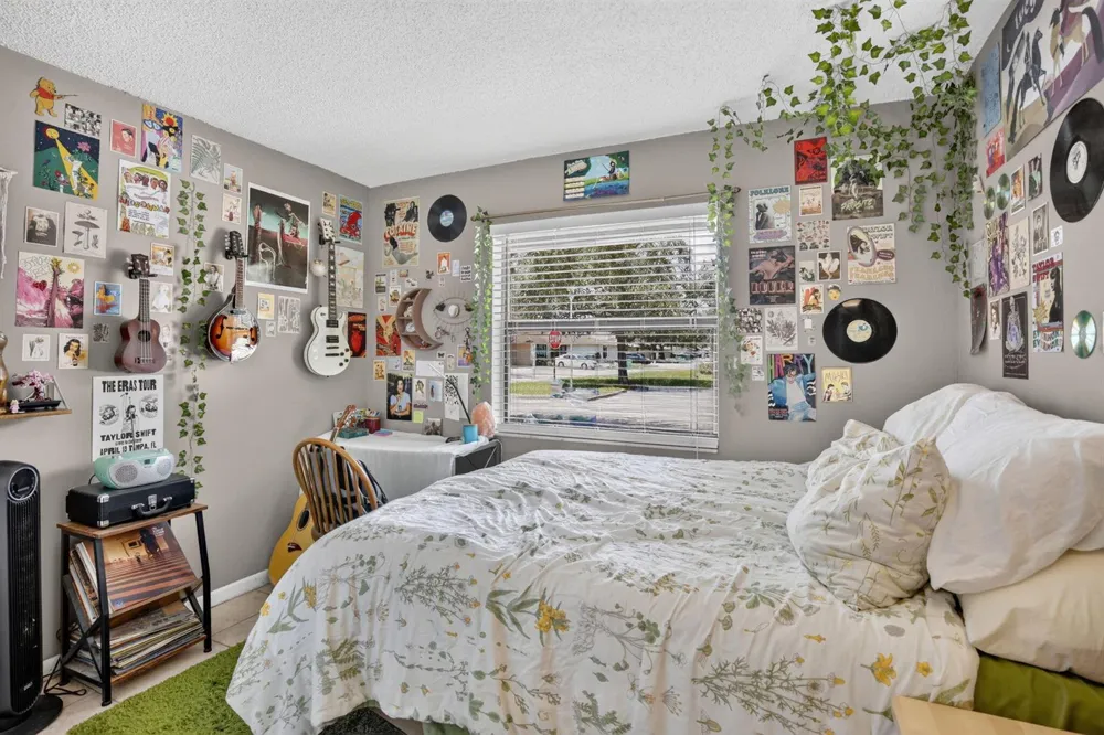 2950 NW 109TH TERRACE Sunrise, FL 33322