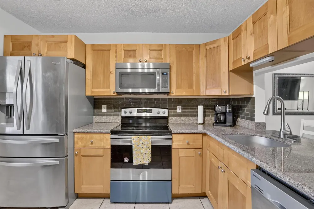 2950 NW 109TH TERRACE Sunrise, FL 33322