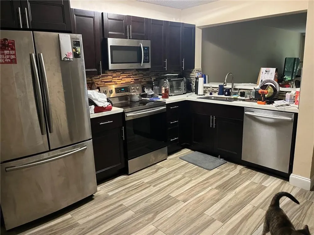 2810 SW 87TH AVENUE #905 Davie, FL 33328