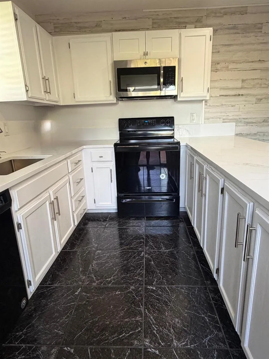 110 Delaware Boulevard #19C Jupiter, FL 