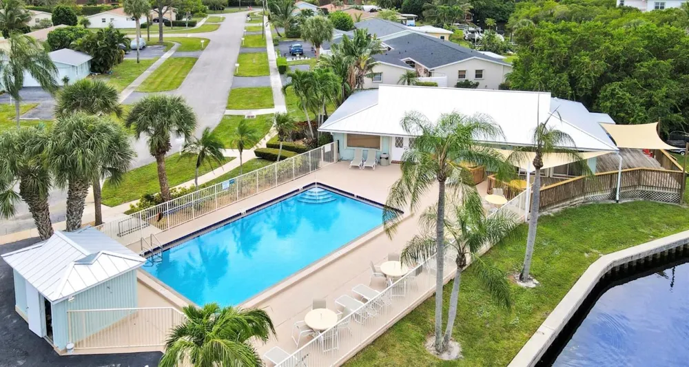 110 Delaware Boulevard #19C Jupiter, FL 