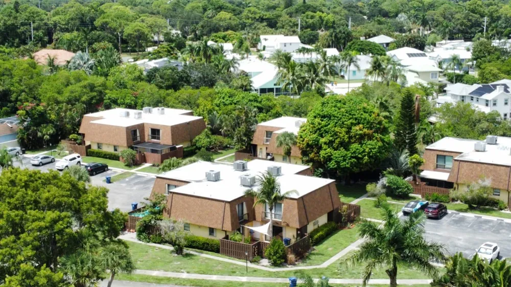 110 Delaware Boulevard #19C Jupiter, FL 