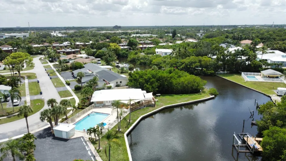110 Delaware Boulevard #19C Jupiter, FL 