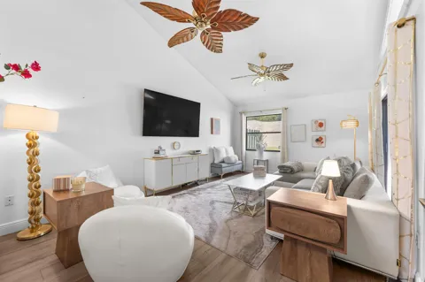 6138 ALOMA LANE