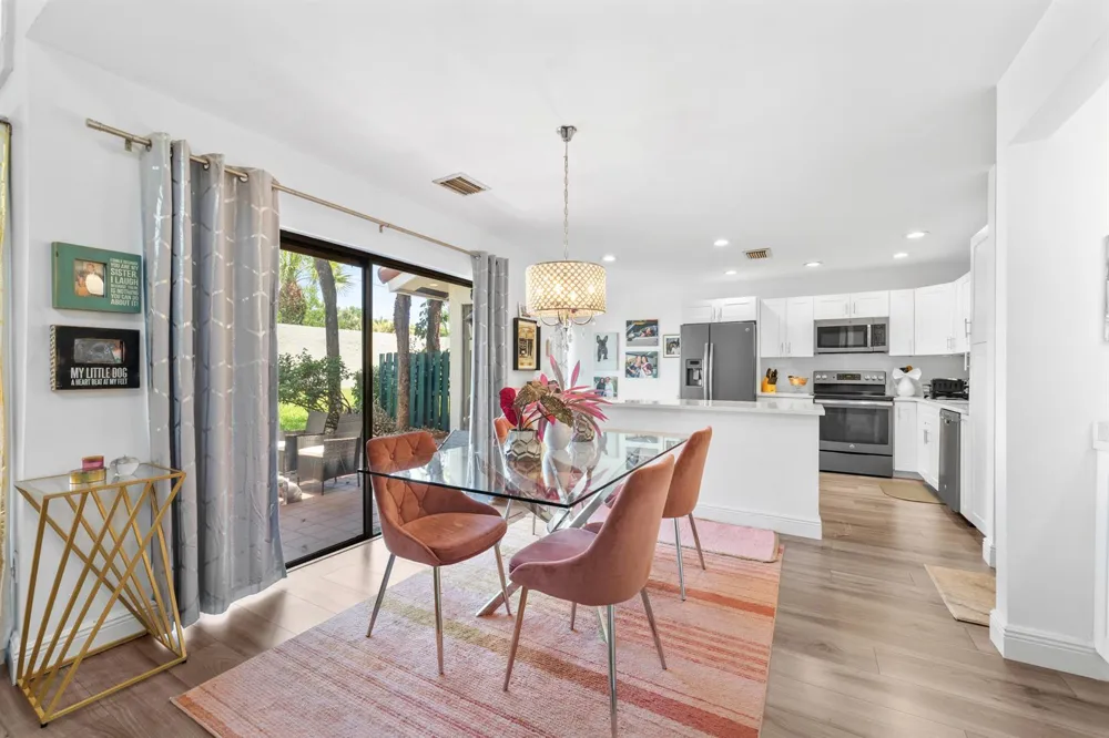 6138 ALOMA LANE Boca Raton, FL 33433
