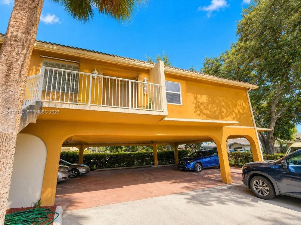 10663 NW 45th St #10663 Coral Springs, FL 33065