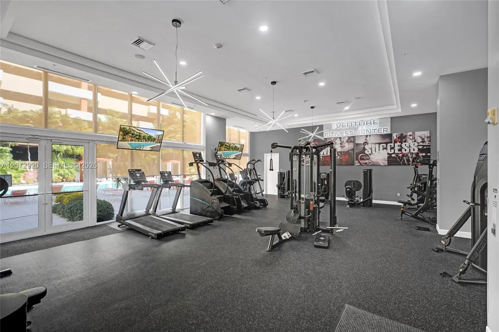 2775 NE 187th St #514 Aventura, FL 33180