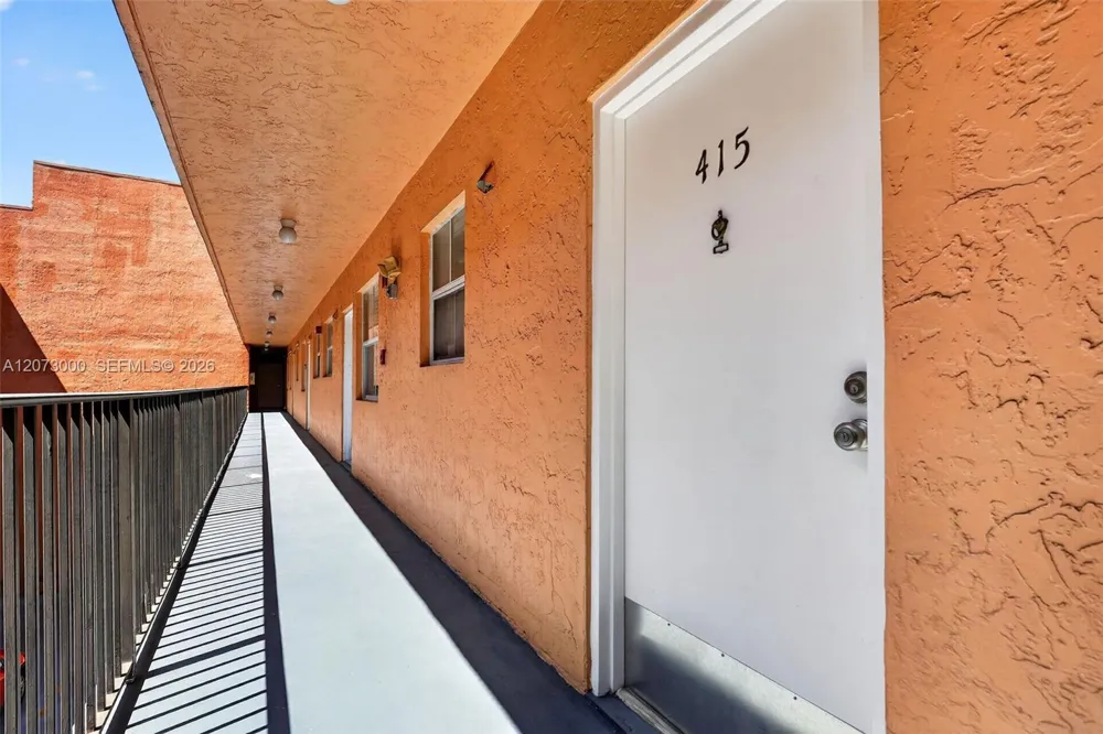 199 SW 12th Ave #415B Miami, FL 33130