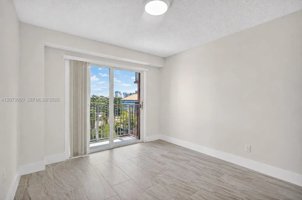 199 SW 12th Ave #415B Miami, FL 33130