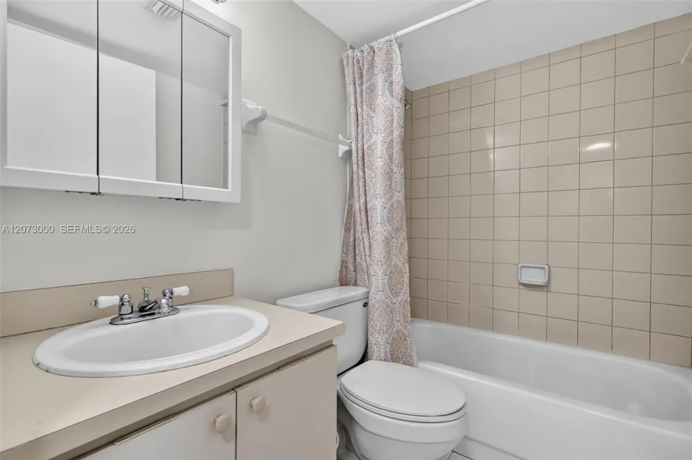 199 SW 12th Ave #415B Miami, FL 33130