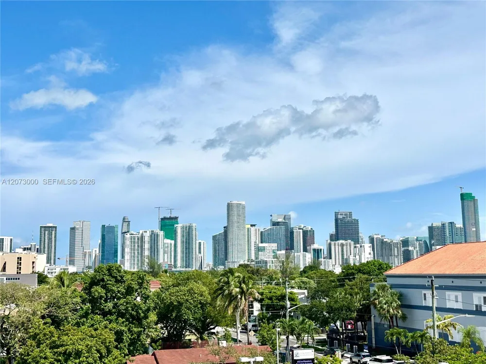 199 SW 12th Ave #415B Miami, FL 33130