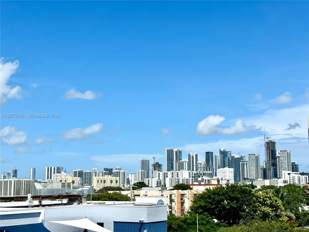 199 SW 12th Ave #415B Miami, FL 33130