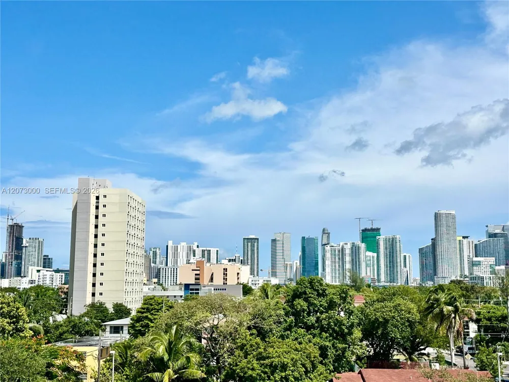 199 SW 12th Ave #415B Miami, FL 33130