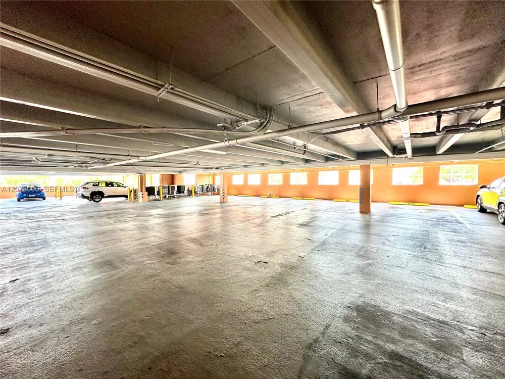 199 SW 12th Ave #415B Miami, FL 33130