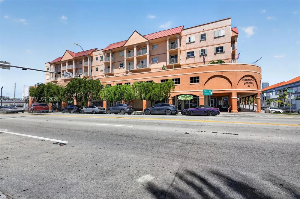 199 SW 12th Ave #415B Miami, FL 33130