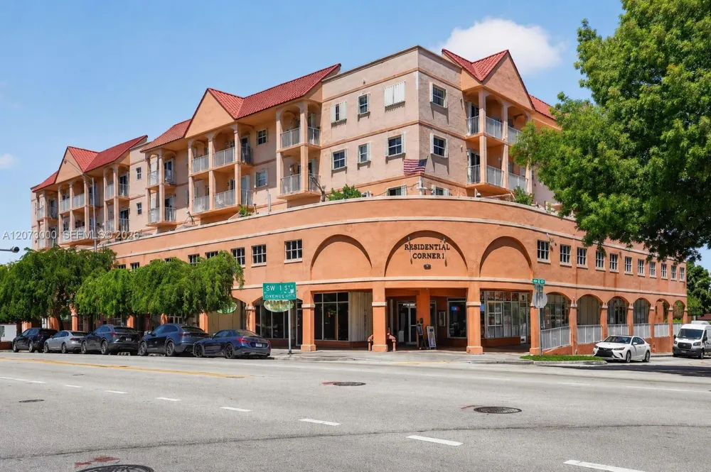 199 SW 12th Ave #415B Miami, FL 33130