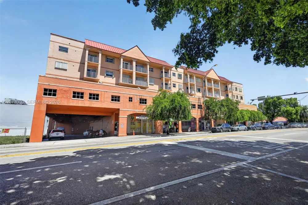 199 SW 12th Ave #415B Miami, FL 33130