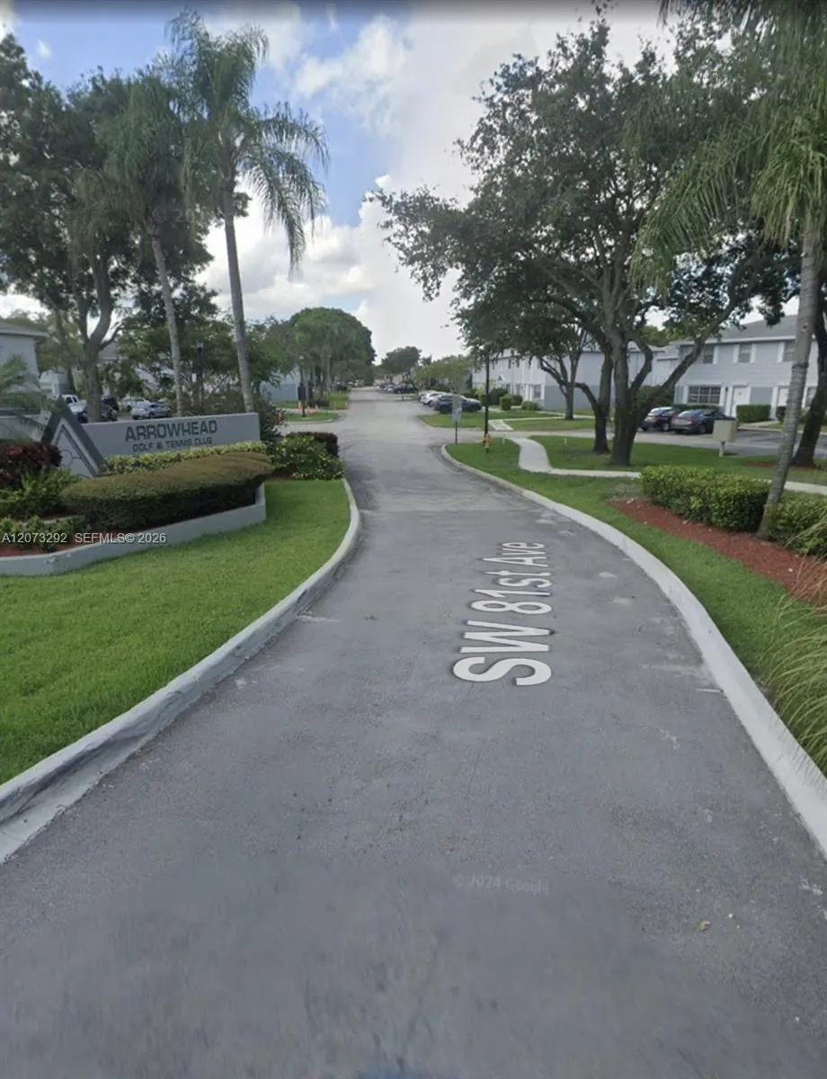 1925 SW 81st Ter Davie, FL 33324
