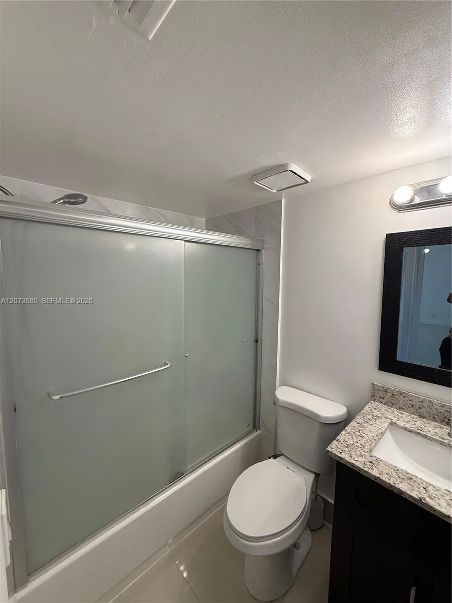 6095 Sabal Palm Blvd #103 Tamarac, FL 33319