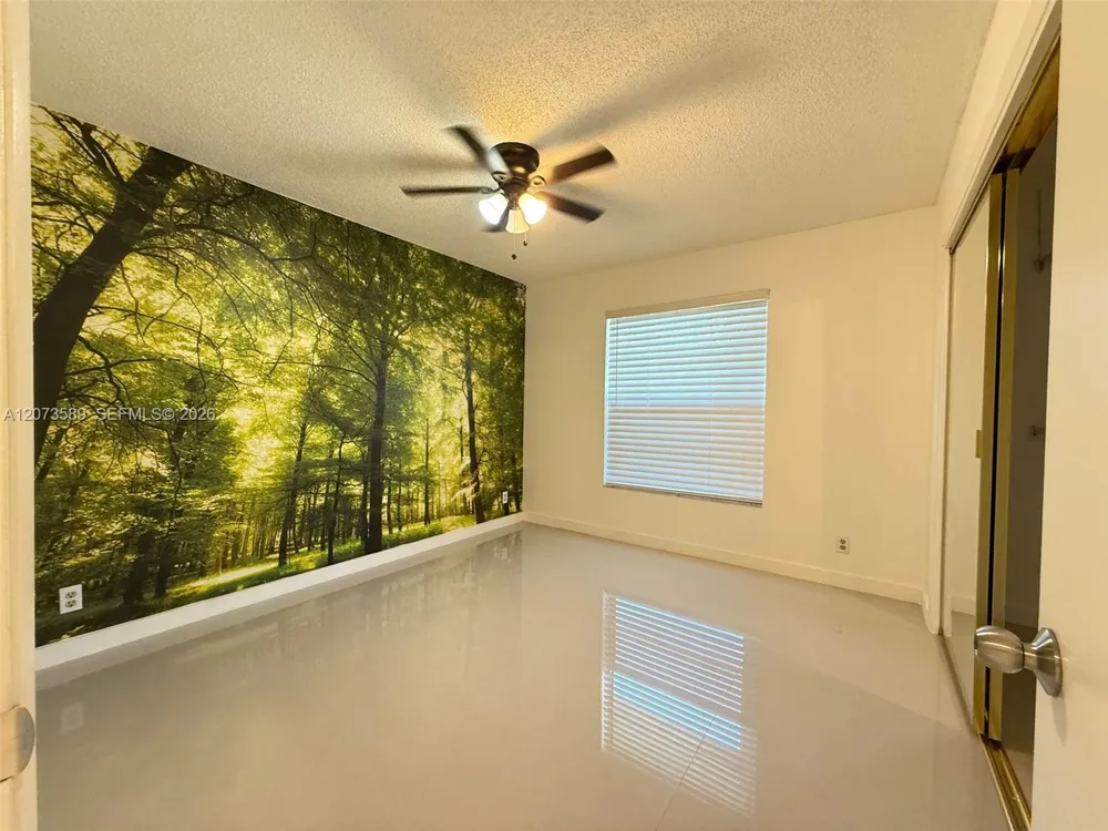6095 Sabal Palm Blvd #103 Tamarac, FL 33319