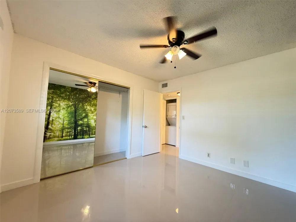 6095 Sabal Palm Blvd #103 Tamarac, FL 33319