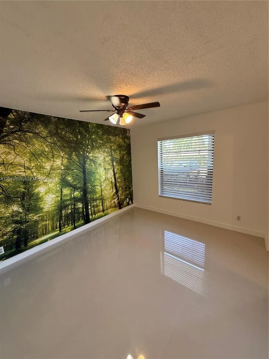 6095 Sabal Palm Blvd #103 Tamarac, FL 33319