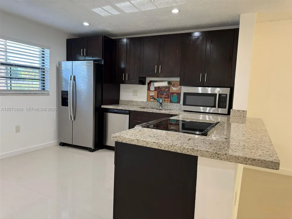 6095 Sabal Palm Blvd #103 Tamarac, FL 33319