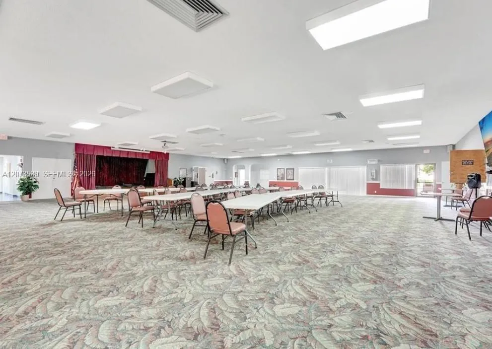 6095 Sabal Palm Blvd #103 Tamarac, FL 33319