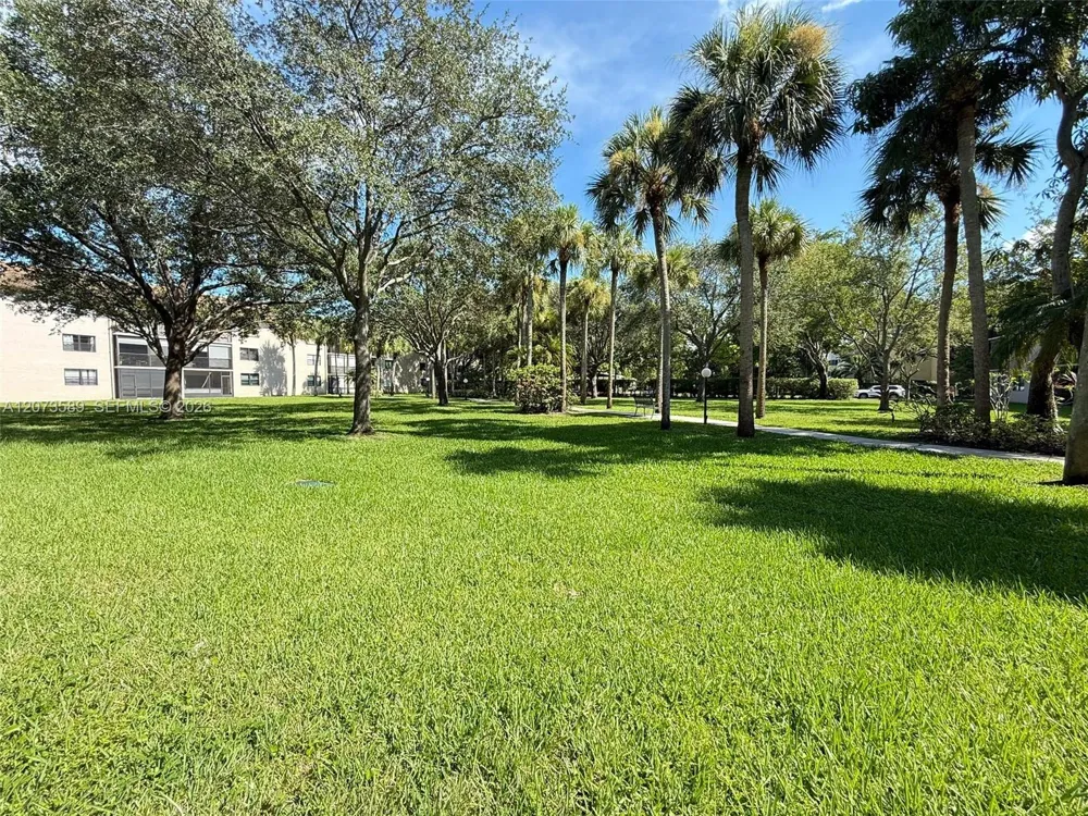 6095 Sabal Palm Blvd #103 Tamarac, FL 33319