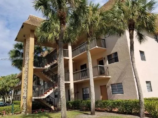 6095 Sabal Palm Blvd #103 Tamarac, FL 33319