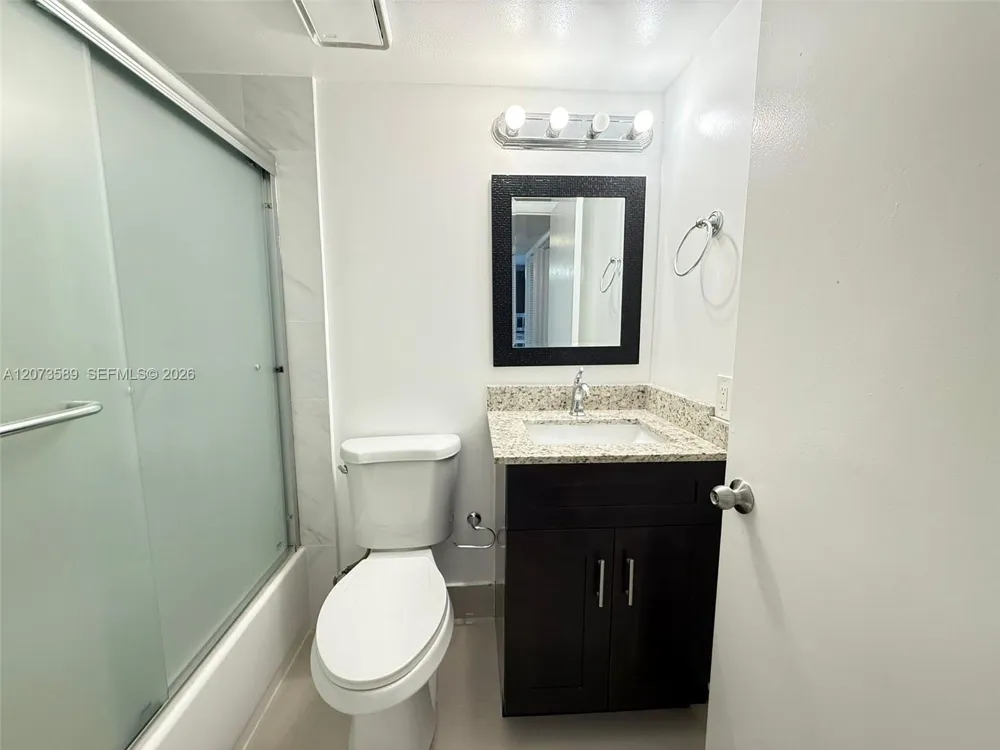 6095 Sabal Palm Blvd #103 Tamarac, FL 33319