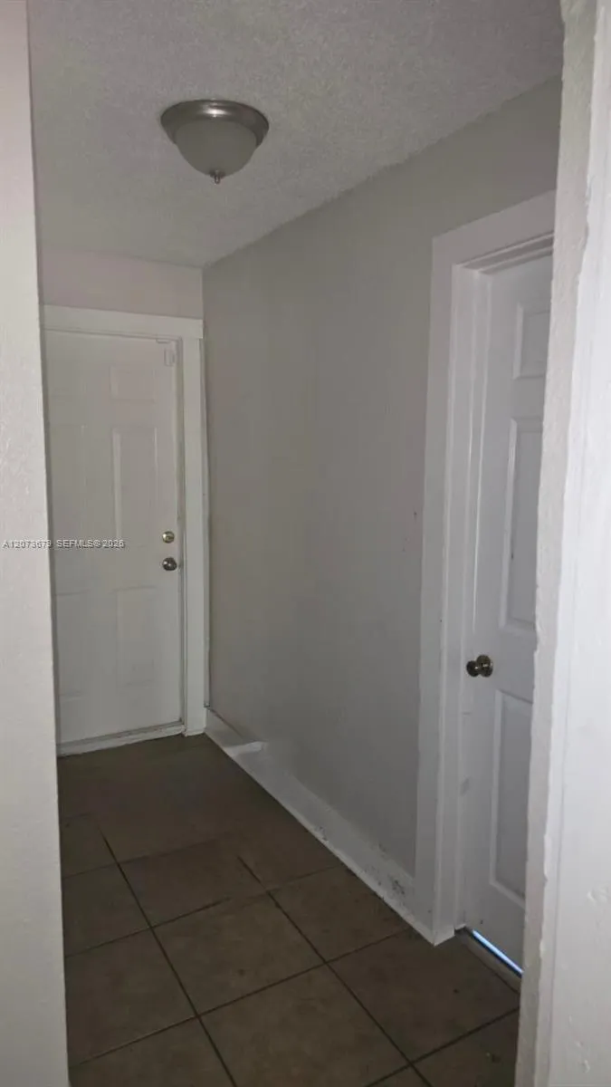 1971 Ella #A Jacksonville, FL 32209