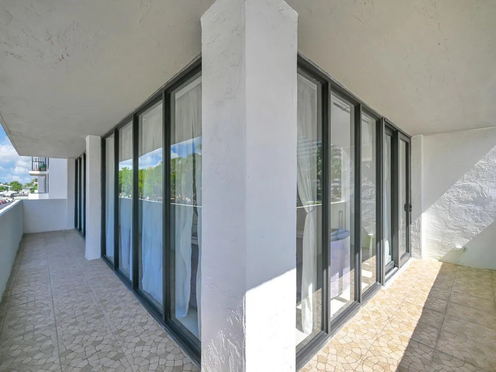 2049 S OCEAN DRIVE #209 Hallandale Beach, FL 33009
