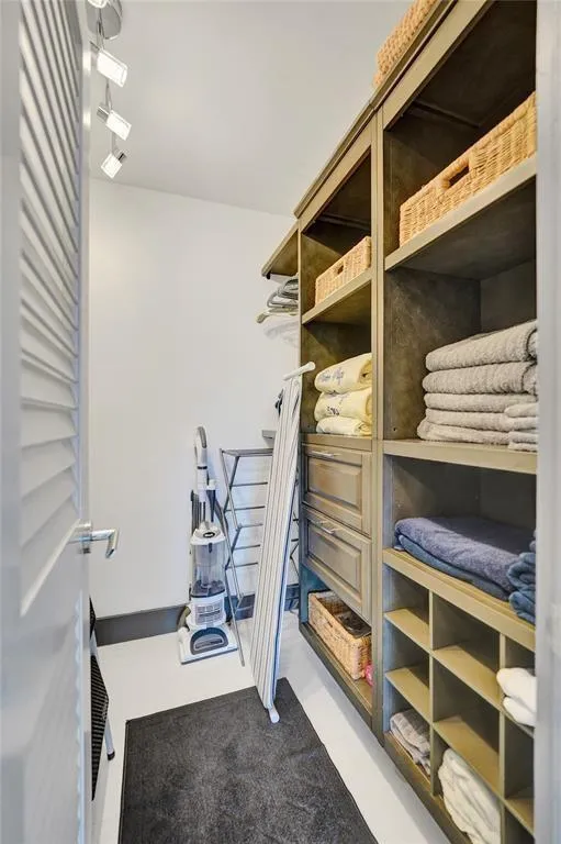 2030 S OCEAN DRIVE #510 Hallandale Beach, FL 33009