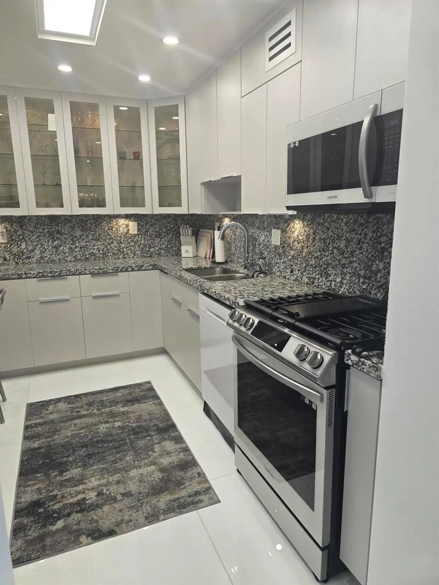 2030 S OCEAN DRIVE #510 Hallandale Beach, FL 33009