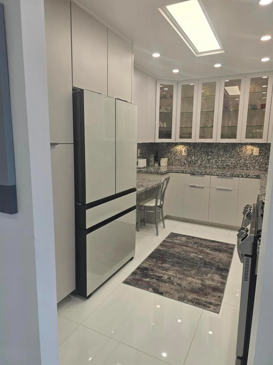 2030 S OCEAN DRIVE #510 Hallandale Beach, FL 33009