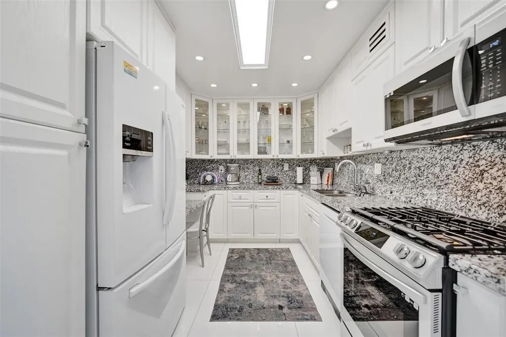 2030 S OCEAN DRIVE #510 Hallandale Beach, FL 33009