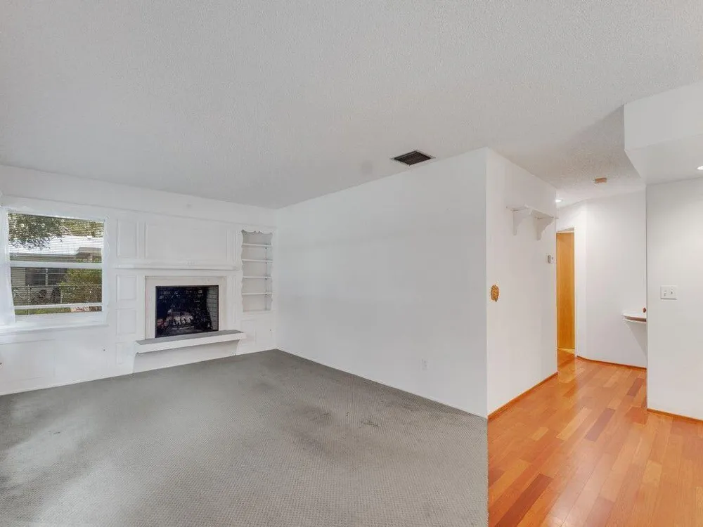 7204 PASO ROBLES BOULEVARD Fort Pierce, FL 34951