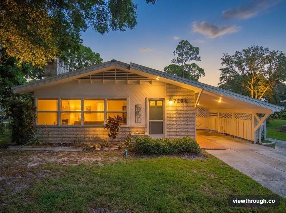 7204 PASO ROBLES BOULEVARD Fort Pierce, FL 34951