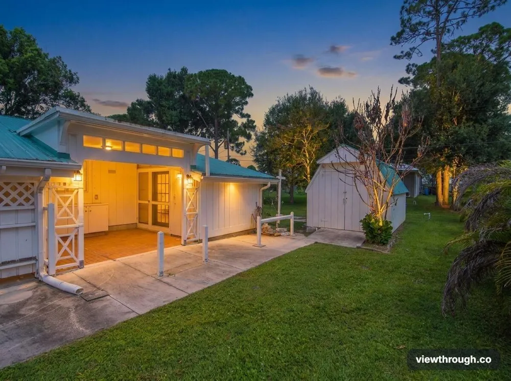 7204 PASO ROBLES BOULEVARD Fort Pierce, FL 34951