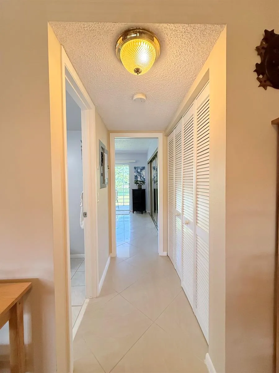 22 Markham A Deerfield Beach, FL 33442